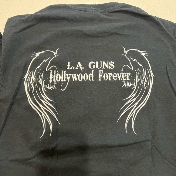LA Guns 1980’s rock band distressed tee - Picture 3 of 6
